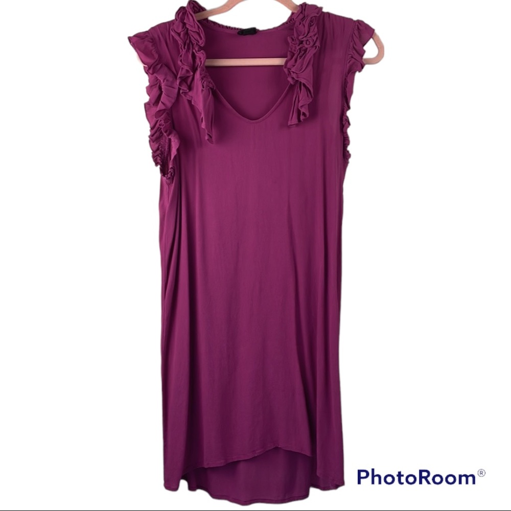 RUFFLE SLEEVE TANK MAGENTA